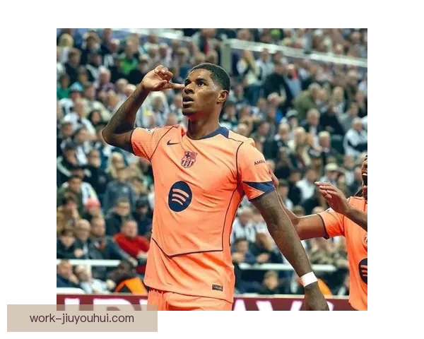 拉什福德对阵荷兰意甲全场表现分析与精彩时刻复盘