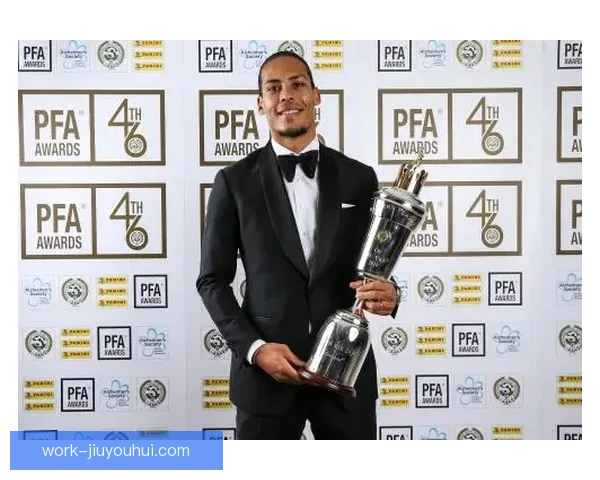 曼城确认贝尔纳多·席尔瓦入选PFA年度最佳阵容彰显个人实力与球队影响力